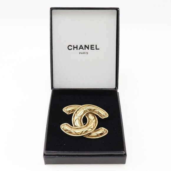 CHANEL Gold Coco Mark Brooch - Picture 8 of 8